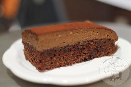 PASTEL DE CHOCOLATE CON CREMA CHIBOUST DE CHOCOLATE. PASTEL DE CHOCOLATE CON CREMA CHIBOUST DE CHOCOLATE.