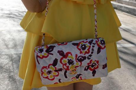 YELLOW CHICK YELLOW CHICK