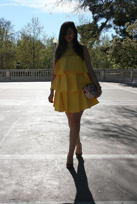 YELLOW CHICK YELLOW CHICK