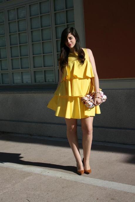 YELLOW CHICK YELLOW CHICK