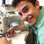 Contando los días,horas y minutos para el GP de Las Américas cosiendo ropa