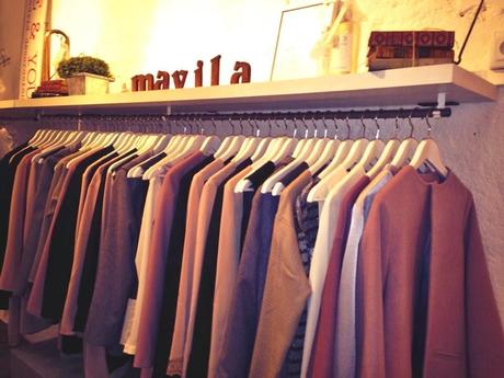 Paris by... MAVILA Paris by... MAVILA