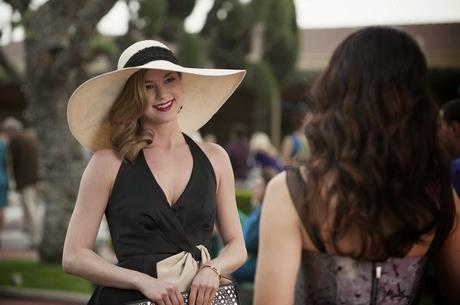 Download Revenge S03E17 HDTV x264 - TFPDL