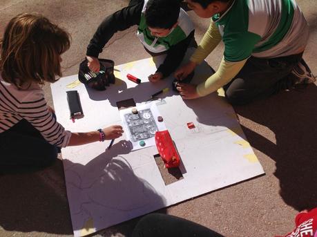 Mano Solidaria al estilo Rizzi Mano Solidaria al estilo Rizzi