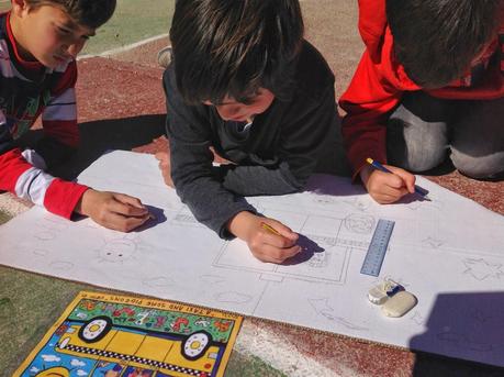 Mano Solidaria al estilo Rizzi Mano Solidaria al estilo Rizzi