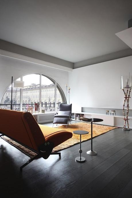 El estudio italiano UdA recrea una novela de misterio en un apartamento burgués de Turín. Apartamento de UdA Architects 2 (Copiar)