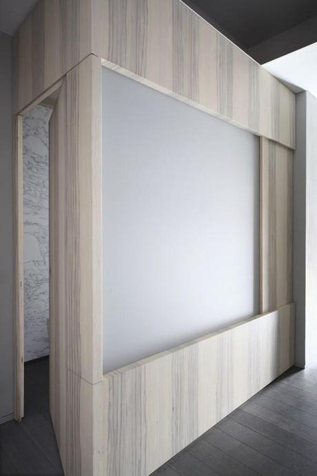 El estudio italiano UdA recrea una novela de misterio en un apartamento burgués de Turín. Apartamento de UdA Architects 15b (Copiar)