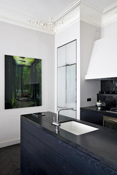 El contraste Parisino. Una vivienda victoriana renovada El contraste Parisino. Una vivienda victoriana renovada