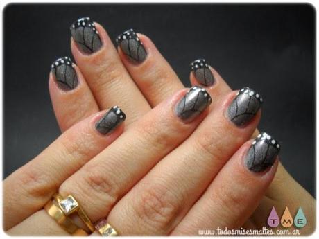 butterfly-wing-nail-art