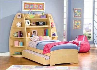 http://1.bp.blogspot.com/_zrxESWFXwYc/TUtr1yza16I/AAAAAAAACIE/_eaEYQBeRmM/s1600/2011-Contemporary-Bed-with-Under-Bed-Storage-9.jpg