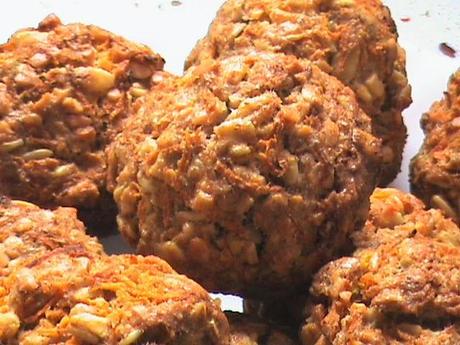 GALLETAS INTEGRALES Y SIN AZÚCAR DE AVENA Y ZANAHORIA, ¡ PARA EMPEZAR BIEN LA OPERACIÓN BIKINI ! GALLETAS INTEGRALES Y SIN AZÚCAR DE AVENA Y ZANAHORIA, ¡ PARA EMPEZAR BIEN LA OPERACIÓN BIKINI !