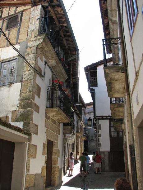 Candelario, un pueblo en cuesta