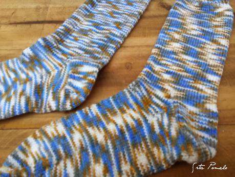 Segundo par de calcetines Siona. Segundo par de calcetines Siona.