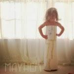 INSPIRACIÓN: Una niña de 4 años hace sus propios DIY de ropa de alta costura en papel