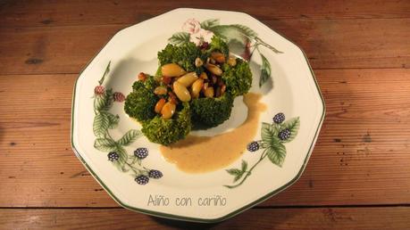 BRÓCOLI CON SALSA DE FRUTOS SECOS BRÓCOLI CON SALSA DE FRUTOS SECOS