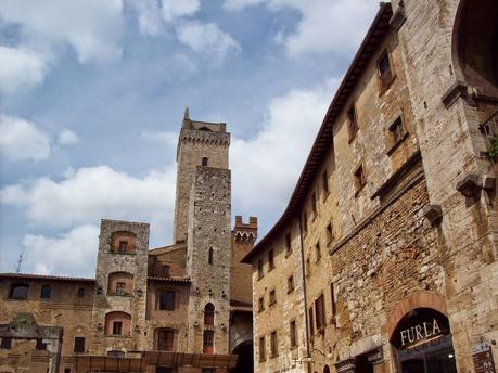 ROADTRIP POR LA TOSCANA 2ª PARTE: SAN GIMIGNANO Y SIENA ROADTRIP POR LA TOSCANA 2ª PARTE: SAN GIMIGNANO Y SIENA