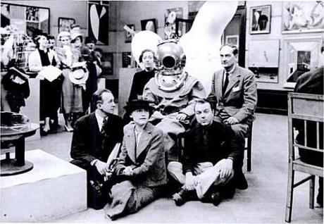 Miércoles 16, Salvador Dalí en el Laberint de Wonderland Miércoles 16, Salvador Dalí en el Laberint de Wonderland