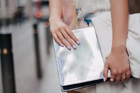 WHEN SUN GOES DOWN WHEN SUN GOES DOWN