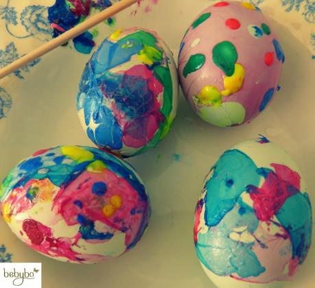 DIY:HUEVOS DE PASCUA CON ESMALTE DE UÑAS