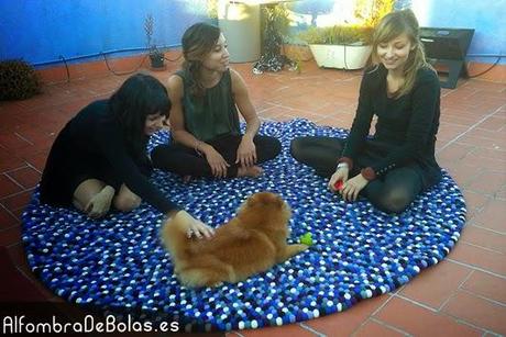 Ideas Deco: DISEÑA TU PROPIA ALFOMBRA DE BOLAS