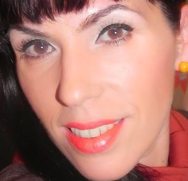 Un toque de naranja (look) Un toque de naranja (look)