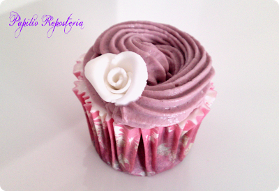 Cupcakes de fresas y frambuesas (especial día de la madre) Cupcakes de fresas y frambuesas (especial día de la madre)