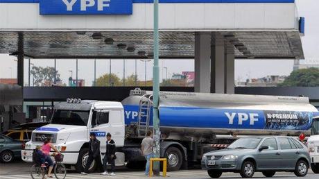 YPF garantizó el abastecimiento de combustibles en Semana Santa