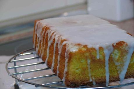 Bizcocho de limon cake de limon