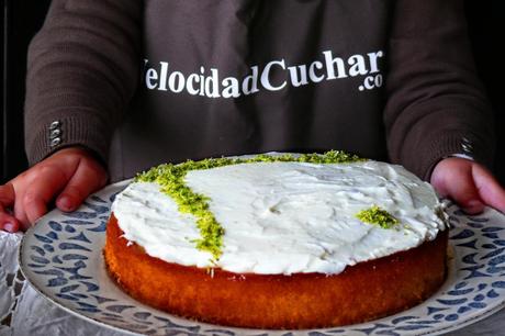 Bizcocho de Coco ‘coconut’ con glaseado de lima bizcocho_coconut_pmserrano_enunaservilleta