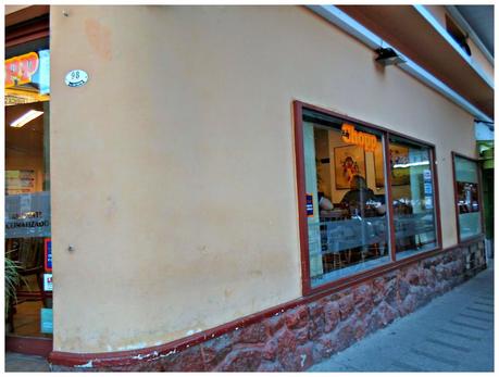 Cansada, fatigada por el viaje...¡Un café...por favor!!!. Lo que encontré junto con el café... Cansada, fatigada por el viaje...¡Un café...por favor!!!. Lo que encontré junto con el café...