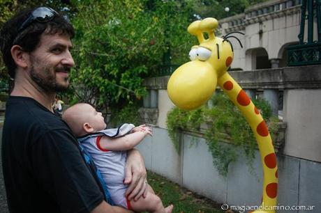 Paseo de la Historieta y Museo del Humor en Buenos Aires jirafa de mordillo