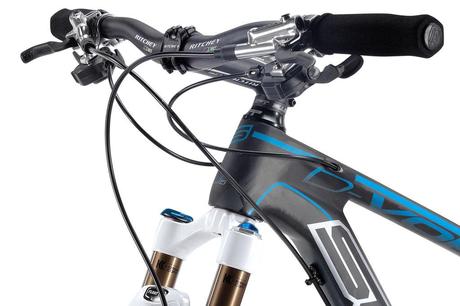 Swift Carbon D-Vore 2014, genial bicicleta rígida 29er de fibra de carbono La nueva D-Vore cuenta con nuevos gráficos y selección de colores.