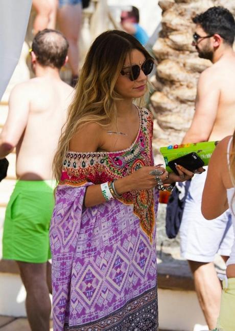 COCHELLA 2014: A GUIDE TO DRESS. COCHELLA 2014: A GUIDE TO DRESS.