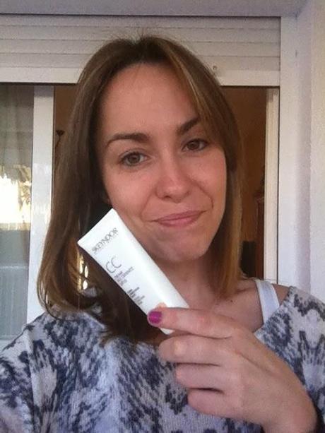 Look Life is a Juicy (step by step) CC Cream de Skeyndor