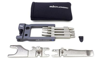 BioLogic ofrece su multi-herramienta de alta calidad FixKit Un paquete muy completo para reparaciones rápidas en el camino.