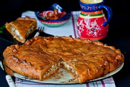 EMPANADA GALLEGA DE MERLUZA Y GAMBAS EMPANADA GALLEGA DE MERLUZA Y GAMBAS