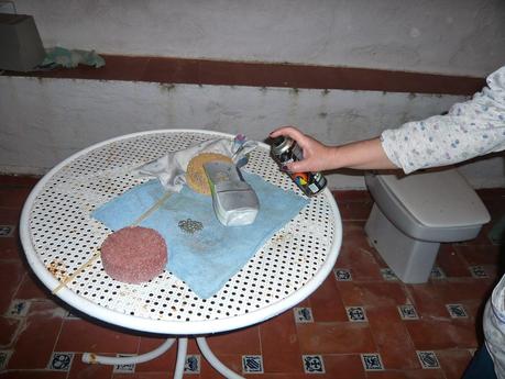 Aprendiendo a reciclar: Colgador para móviles Aprendiendo a reciclar: Colgador para móviles