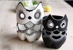 Reciclando: Recipiente con botella de plástico Reciclando: Recipiente con botella de plástico