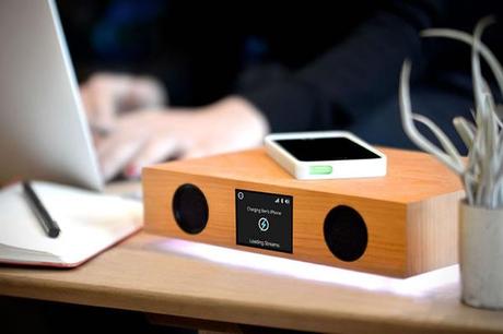 Glowdeck :: altavoz y base de operaciones para tu smartphone