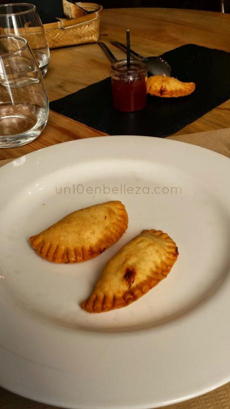 Comiendo en Rita & Champagne Comiendo en Rita & Champagne