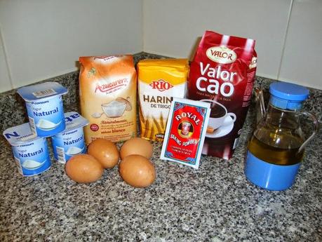 TARTA/BIZCOCHO DE CHOCOLATE TARTA/BIZCOCHO DE CHOCOLATE