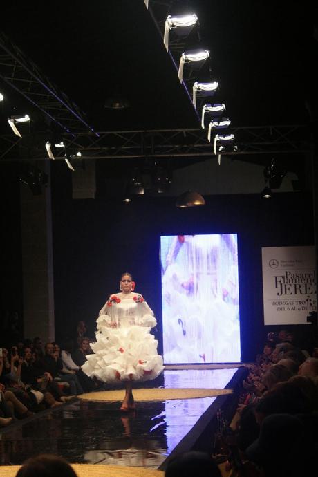 MB PASARELA FLAMENCA: DÍA FRAGANTIA MB PASARELA FLAMENCA: DÍA FRAGANTIA