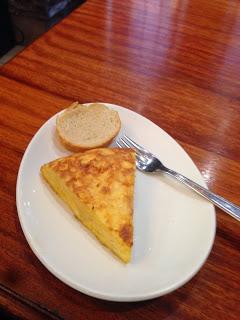 Un par de sitios donde comer en San Sebastian. Un par de sitios donde comer en San Sebastian.