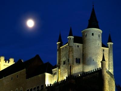 El príncipe Segismundo y el castillo menguante. Una historia para niños