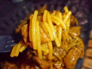 Fideuá con carne fideua