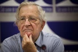 Chomsky: EEUU debería enfrentar sanciones por Guantánamo