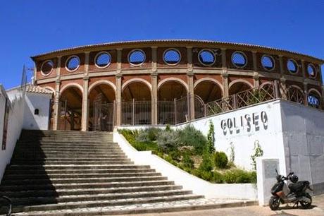 EL COLISEO DE ALMEDINILLA A CINCO DÍA DE SU INAUGURACIÓN TAURINA