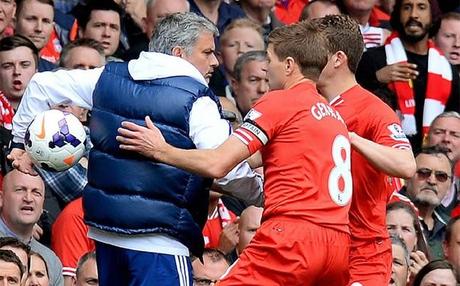 Mourinho incendia Anfield