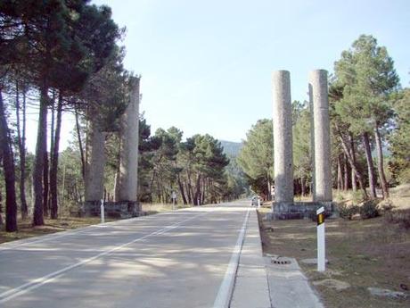 Los Postes de Juanelo Turriano Los Postes de Juanelo Turriano