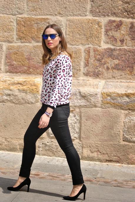 Pink leopard Sweater Pink leopard Sweater